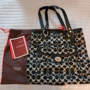 Coach hand bag